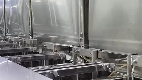 Un ospedale di Atlanta sta testando il chiosco robotizzato per frullati Jamba di Blendid.